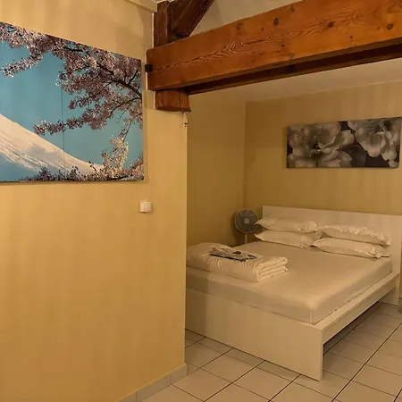 Bonheur Aparthotel